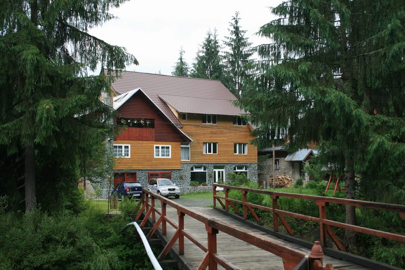 Cazare in Arieseni - PENSIUNEA FLUERAS - Arieseni