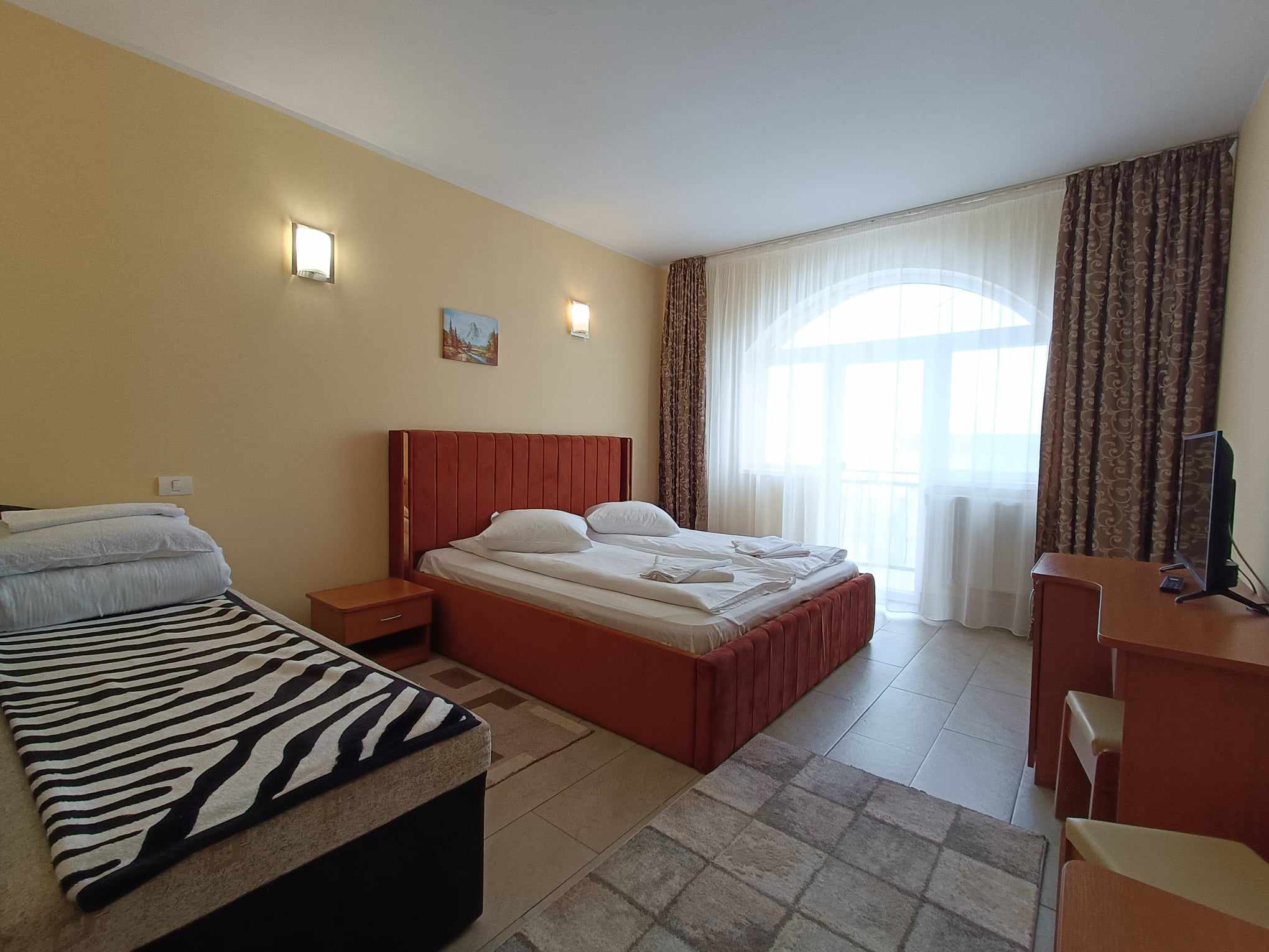 Cazare in Arieseni - HOTEL CRISTALIN - Vartop